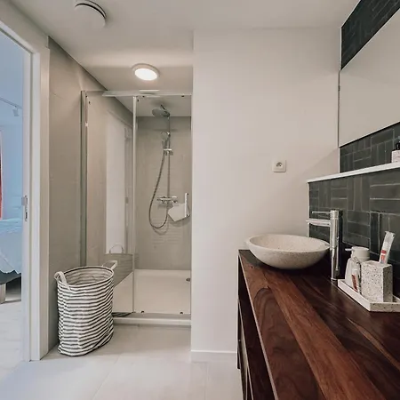 Business 'eclectic Living' Nomad Apartment Geel
